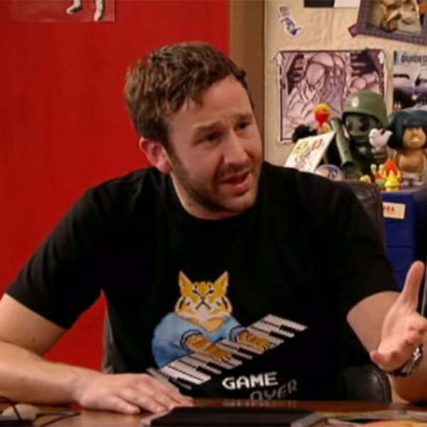 Roy It Crowd Game Over Cat Keyboard T-Shirt
